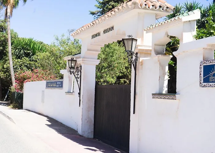 Aparthotel Costa Marbella
