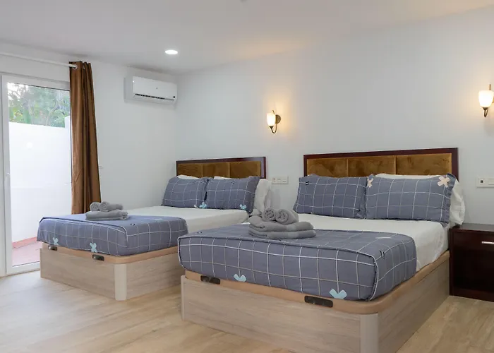 Aparthotel Costa *
